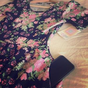 🌸 LuLaRoe Amelia 🌷Floral NWT
